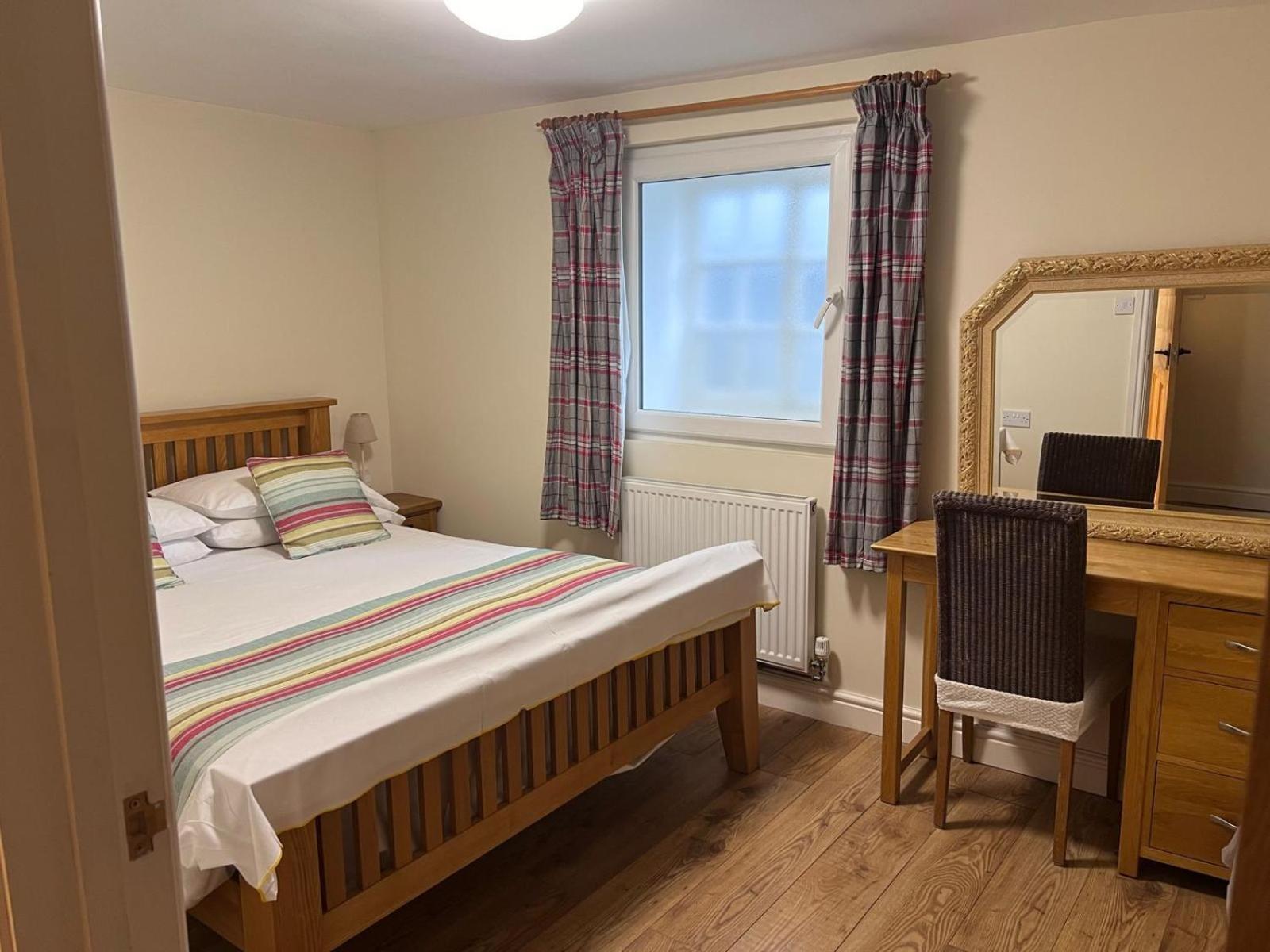 The Crown Hotel Corwen Dış mekan fotoğraf